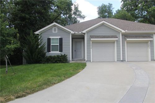 12908 93rd St, Lenexa, KS, 66215-3706 | Card Image