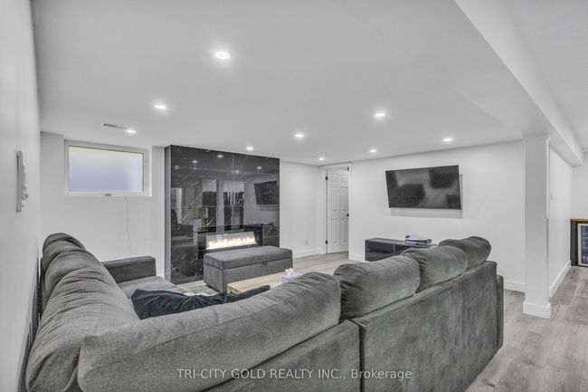 2 Currie Drive, House other with 4 bedrooms, 5 bathrooms and 11 parking in Puslinch ON | Image 22