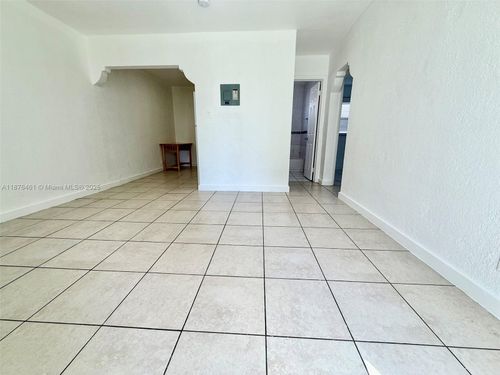 apt-2-715 Sw 10th St, Dania Beach, FL, 33004-3847 | Card Image