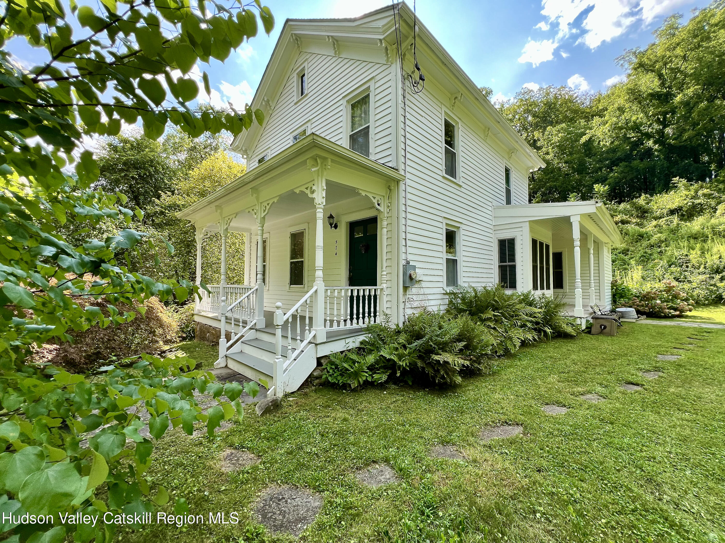 Hickory Bush Rd, Kingston, NY 12401