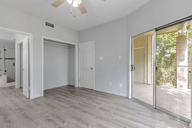 APT-1601 - 2450 Wickersham Ln, Condo with 2 bedrooms, 2 bathrooms and 3 parking in Austin TX | Image 24