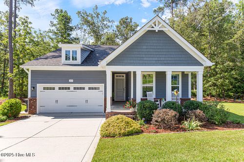 260 Parrish Ln, Whispering Pines, NC, 28327-4504 | Card Image