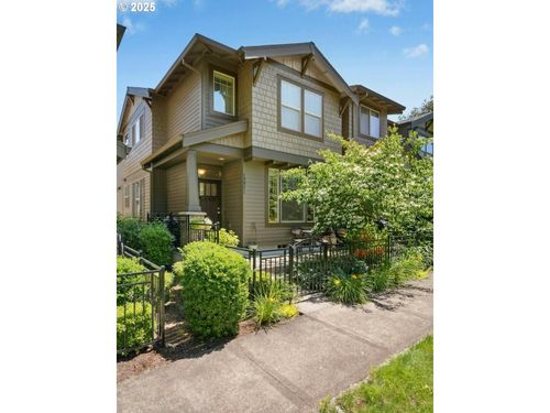 15971 Nw Hildago Ln, Portland, OR, 97229-1122 | Card Image