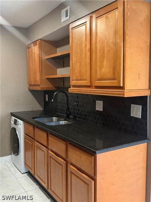 f4-4603 Bayshore Dr, NAPLES, FL, 34112-6561 | Card Image