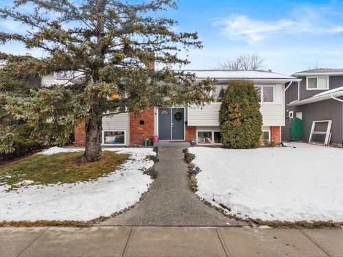 13127 Lake Crimson Dr Se, Calgary, AB, T2J3K3 | Card Image