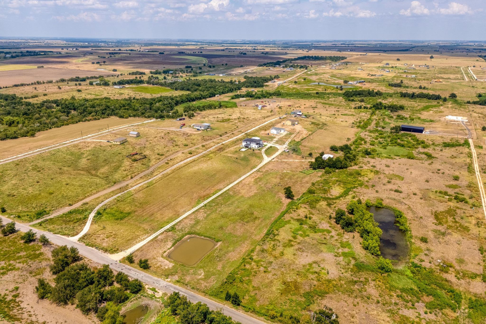 Farm in Elgin 4