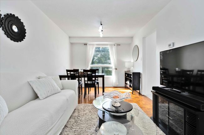 80 Wright Cres, House attached with 3 bedrooms, 2 bathrooms and 1 parking in Ajax ON | Image 9