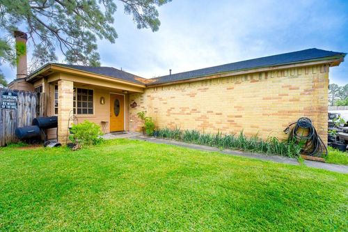 8610 Crystal Cove Ct, Houston, TX, 77044-1809 | Card Image