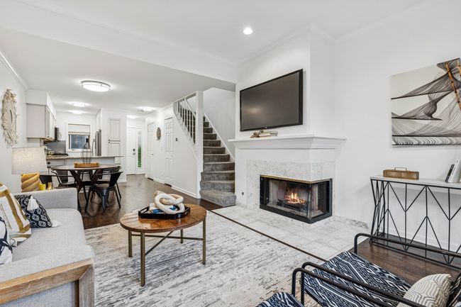 B - 1443 Wrightwood Ave, Condo with 2 bedrooms, 3 bathrooms and 1 parking in Chicago IL | Image 5