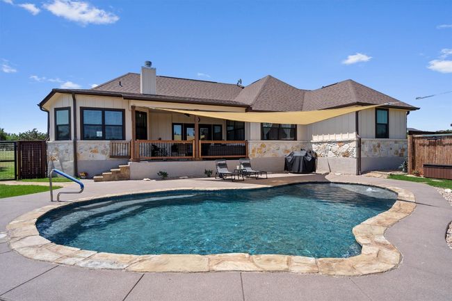 308 First Down Dash, House other with 3 bedrooms, 3 bathrooms and 6 parking in Burnet TX | Image 4