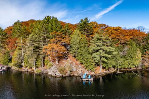 1-1060 Skeleton Lake Road 1, Utterson, ON, P0B1M0 | Card Image