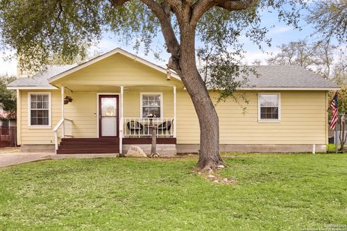 1143 Dawnridge Dr, Canyon Lake, TX, 78133-4013 | Card Image