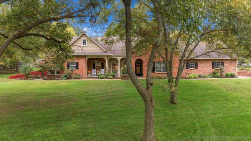 9864 Shadowlake Dr, Claremore, OK, 74017-1476 | Card Image