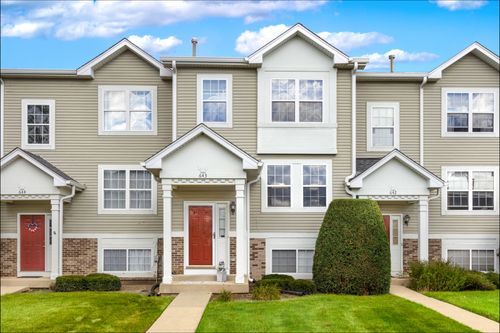 643 Holiday Ln, Hainesville, IL, 60073-4702 | Card Image