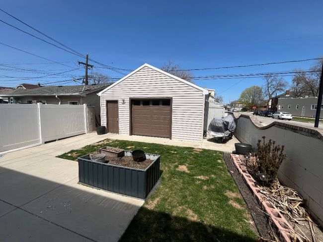 7500 W 58 Th Pl, House other with 3 bedrooms, 2 bathrooms and 2 parking in Summit IL | Image 16