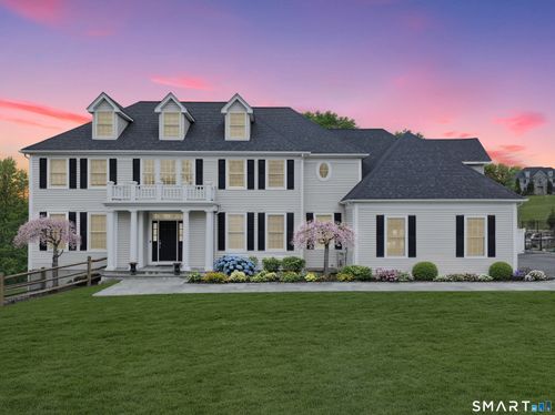 1 Meadow Ridge Dr, New Fairfield, CT, 06812-4631 | Card Image