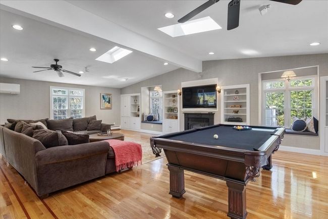 15 Helen Ln, House other with 4 bedrooms, 3 bathrooms and 4 parking in Walpole MA | Image 10