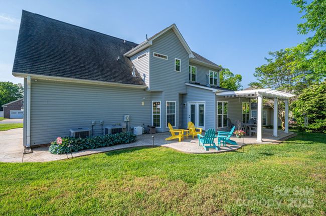 7905 Sedgebrook Dr E, House other with 4 bedrooms, 3 bathrooms and null parking in Stanley NC | Image 16