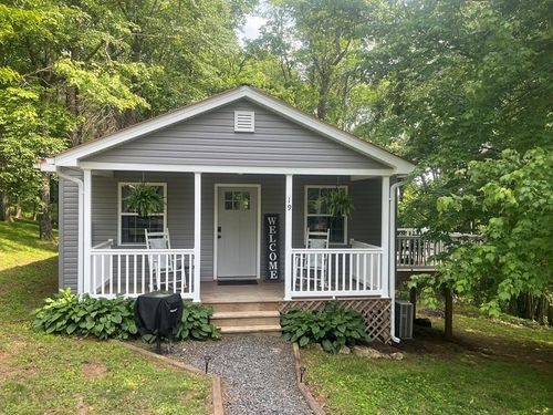 19 County Top Ln, Fancy Gap, VA, 24328 | Card Image