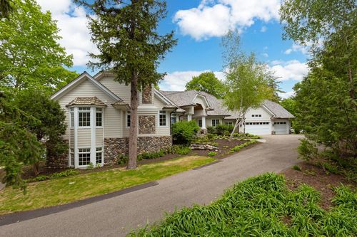 6060 Ridge Rd, Shorewood, MN, 55331-6025 | Card Image