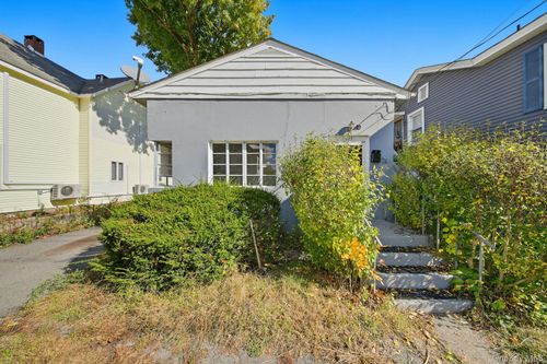 157 W Main St, Port Jervis, NY, 12771-2926 | Card Image