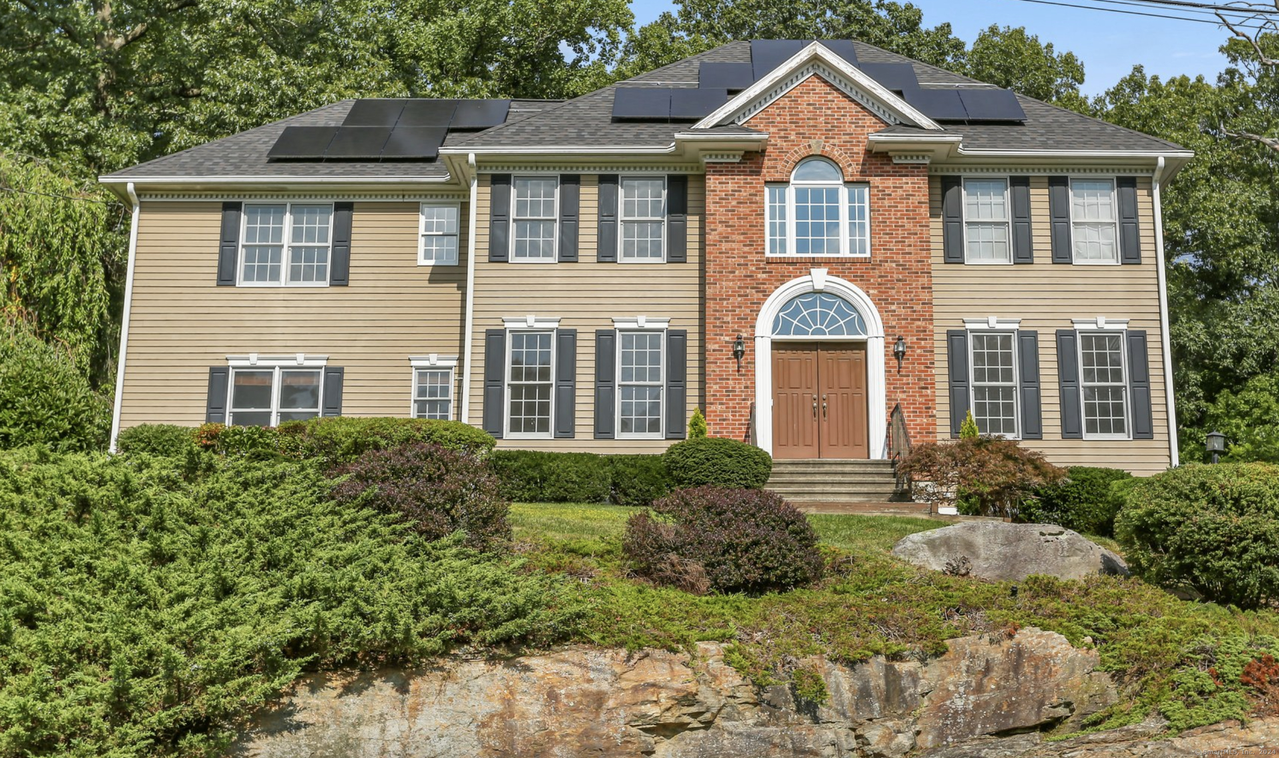 Wedgewood Rd, Trumbull, CT 06611
