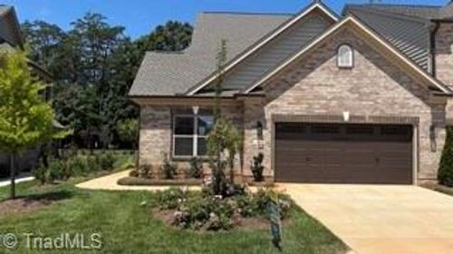 1046 Beechcraft Dr, Mebane, NC, 27302-9988 | Card Image