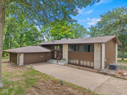 4491 W Stones Crossing Rd, Greenwood, IN, 46143-9405 | Card Image