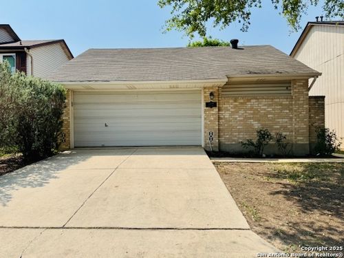 5739 Spring Moon St, San Antonio, TX, 78247-1625 | Card Image