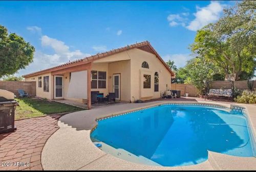 7942 W Kimberly Way, Glendale, AZ, 85308-6188 | Card Image