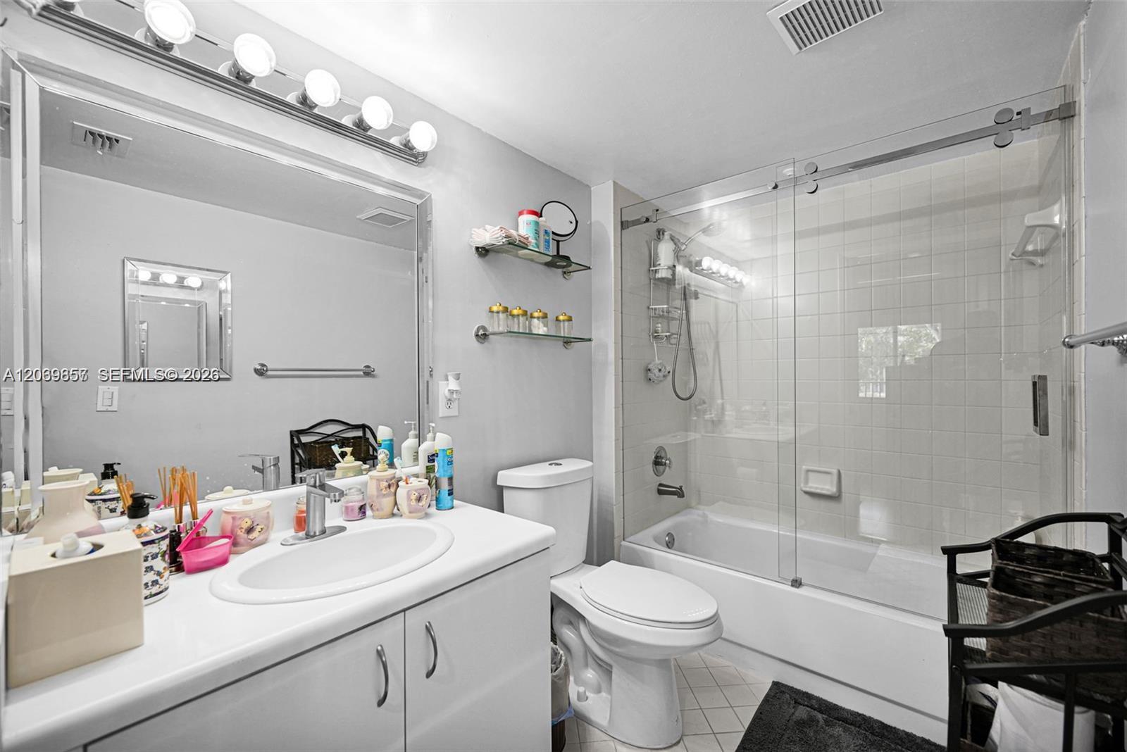 Residential in Pembroke Pines 2