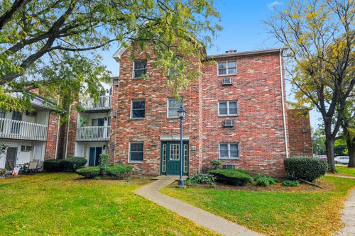1d-4305 W Shamrock Ln, Mchenry, IL, 60050-3106 | Card Image