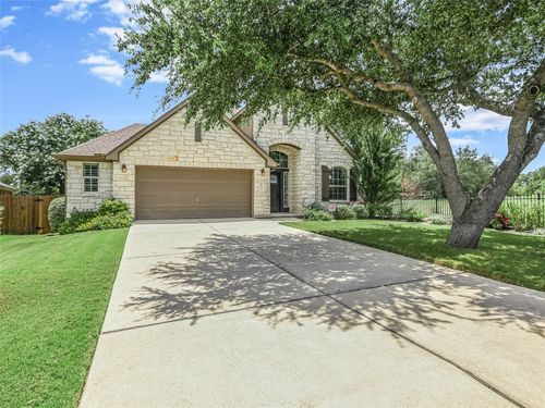 6633 Estana Ln, Austin, TX, 78739-2057 | Card Image