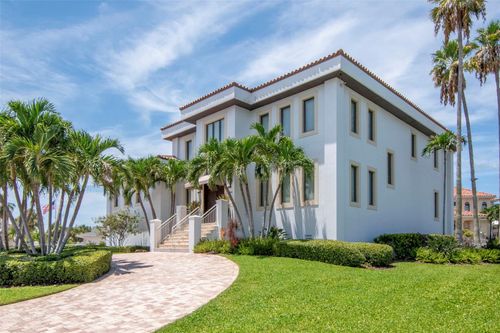 3340 Hibiscus Dr W, BELLEAIR BEACH, FL, 33786 | Card Image