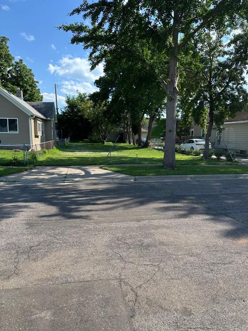 482 Stinson St, Saint Paul, MN, 55117-4732 | Card Image