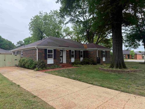 1918 Cherry Rd, Memphis, TN, 38117-7440 | Card Image