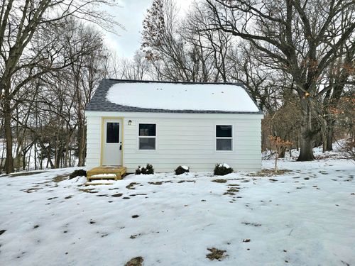 19916 Us Highway 12, White Pigeon, MI, 49099-9743 | Card Image