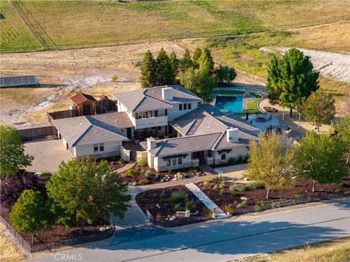 9235 Harvest Way, ATASCADERO, CA, 93422 | Card Image