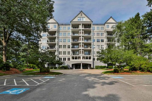 104-10 Mountain Laurels Dr, Nashua, NH, 03062-2247 | Card Image