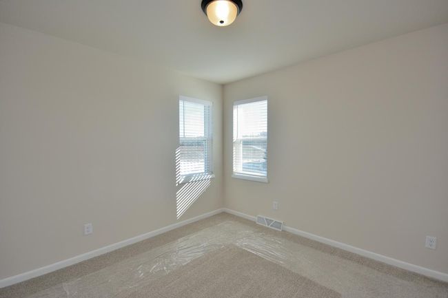 W198N5420 Boxwood Boulevard, House other with 3 bedrooms, 2 bathrooms and null parking in Menomonee Falls WI | Image 31
