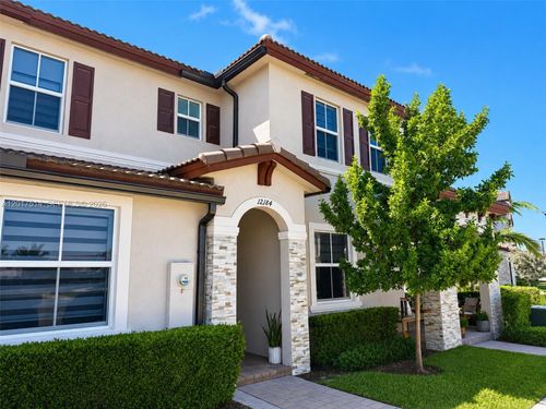 r-12184 Nw 24th Pl, Miami, FL, 33167-1484 | Card Image