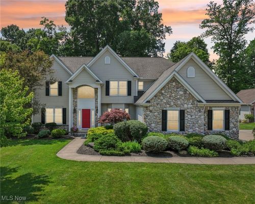 915 Cimarron Oval, Aurora, OH, 44202-5103 | Card Image