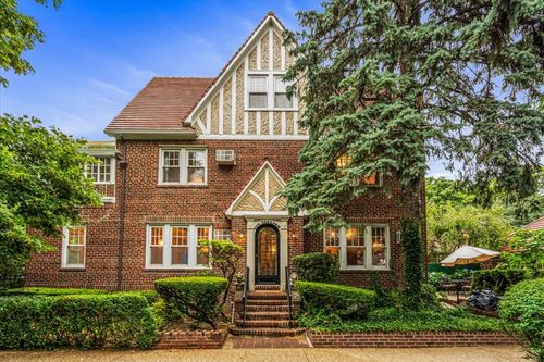 102-02 Ascan Ave, Forest Hills, NY, 11375-5920 | Card Image