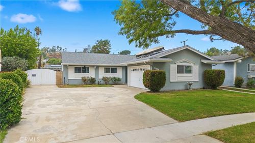 27117 Elias Ave, Saugus, CA, 91350-2132 | Card Image
