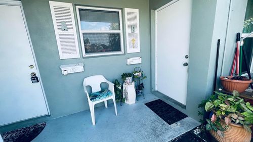 b-910 S Drive Ter, DELRAY BEACH, FL, 33445 | Card Image