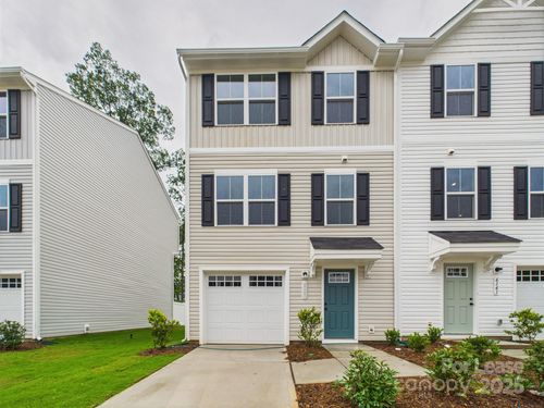 6137 Carrick Bend Ct, Charlotte, NC, 28269-5090 | Card Image