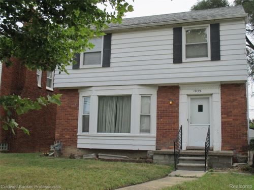 19496 Snowden St, Detroit, MI, 48235-1262 | Card Image