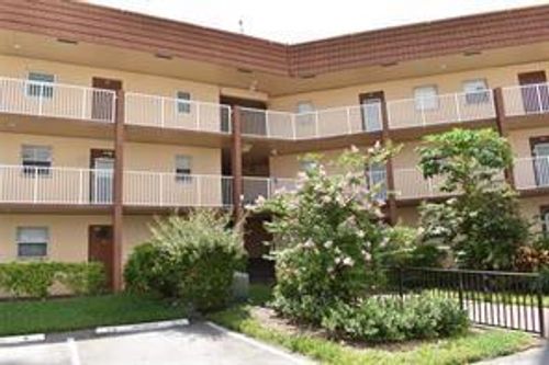 apt-201-9001 Sunrise Lakes Blvd, Sunrise, FL, 33322-6024 | Card Image