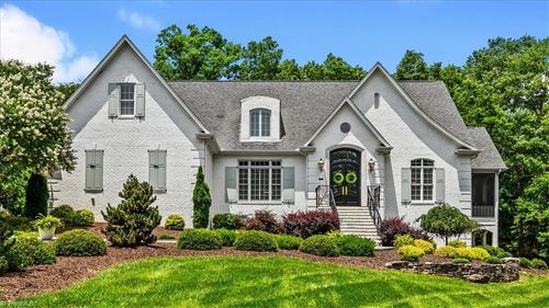 2550 Mountain Lake Rd, Asheboro, NC, 27205-4434 | Card Image