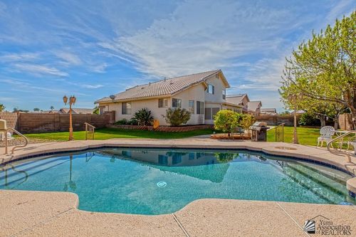 1744 S 41st Dr, Yuma, AZ, 85364-3490 | Card Image